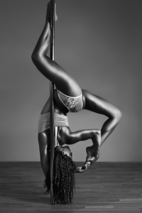 inverted-pole-dancing-moves
